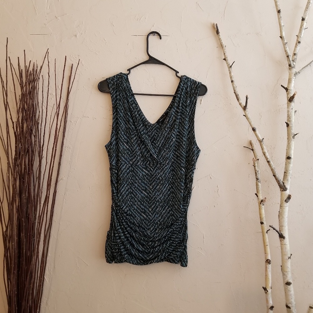 BCBGMAXAZRIA top